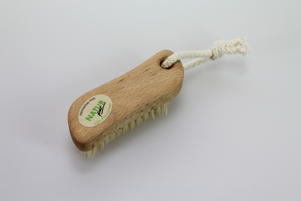 Preview: Handbürste geschwungen